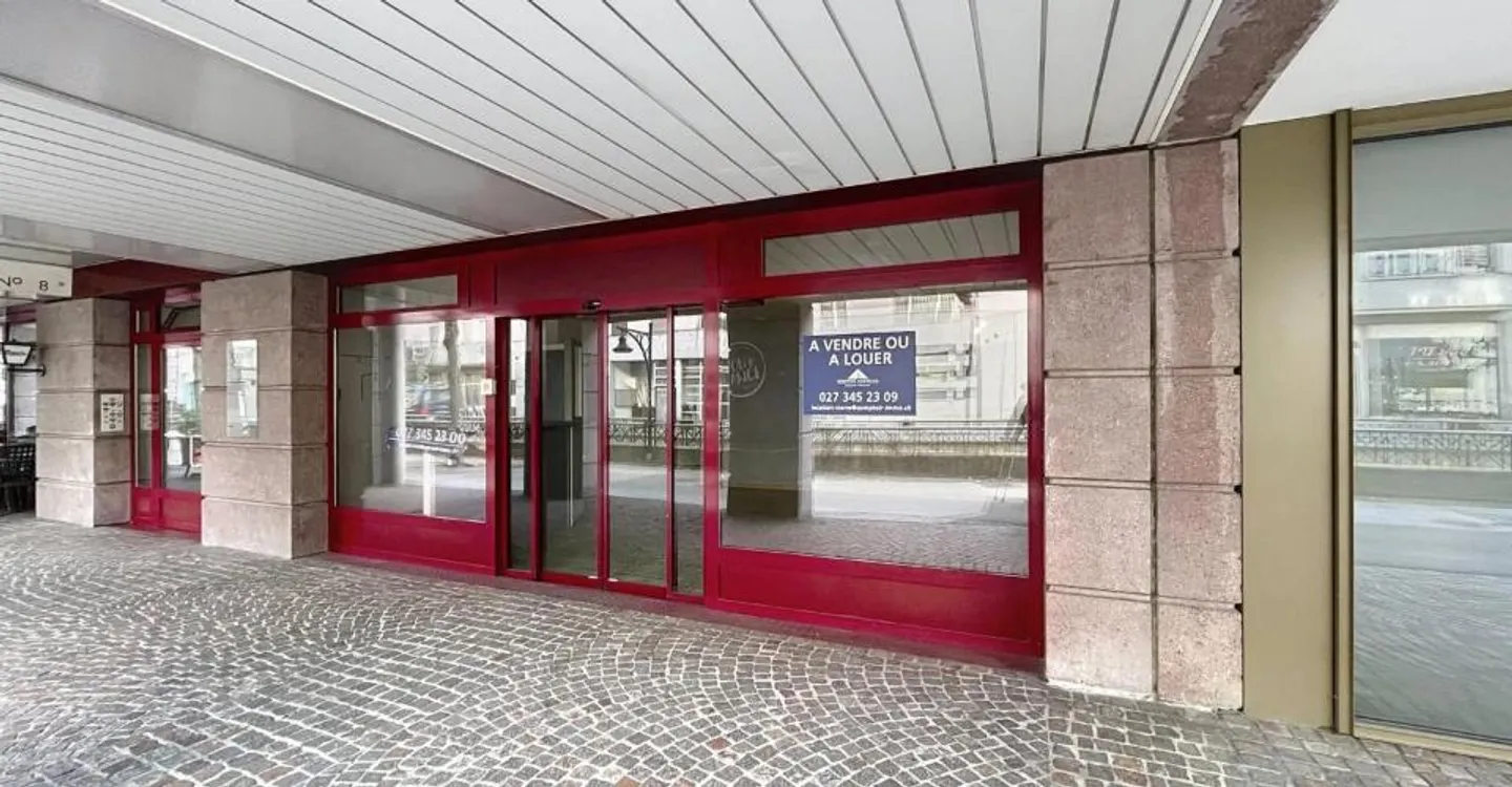 Geräumiger Geschäftsraum im Zentrum von Sierre - Foto 7 von 12