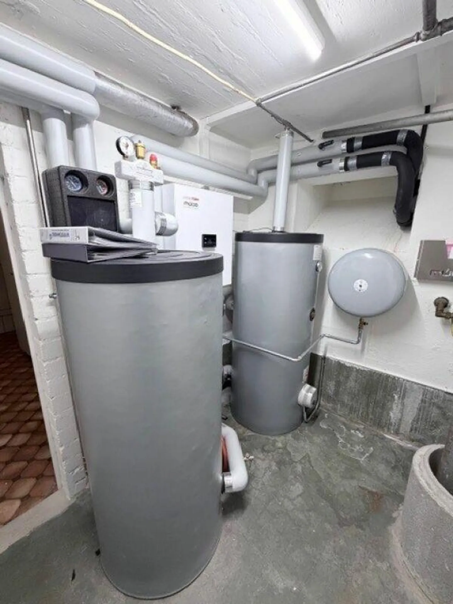 Casa bifamiliare con potenziale di valorizzazione - Foto 17 di 22