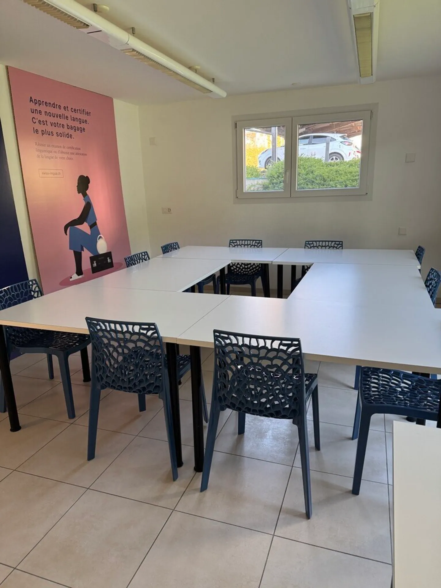 Geräumiges Büro im Erdgeschoss, ideal für eine Arztpraxis zur Miete in Estavayer-le-Lac. - Foto 4 von 5