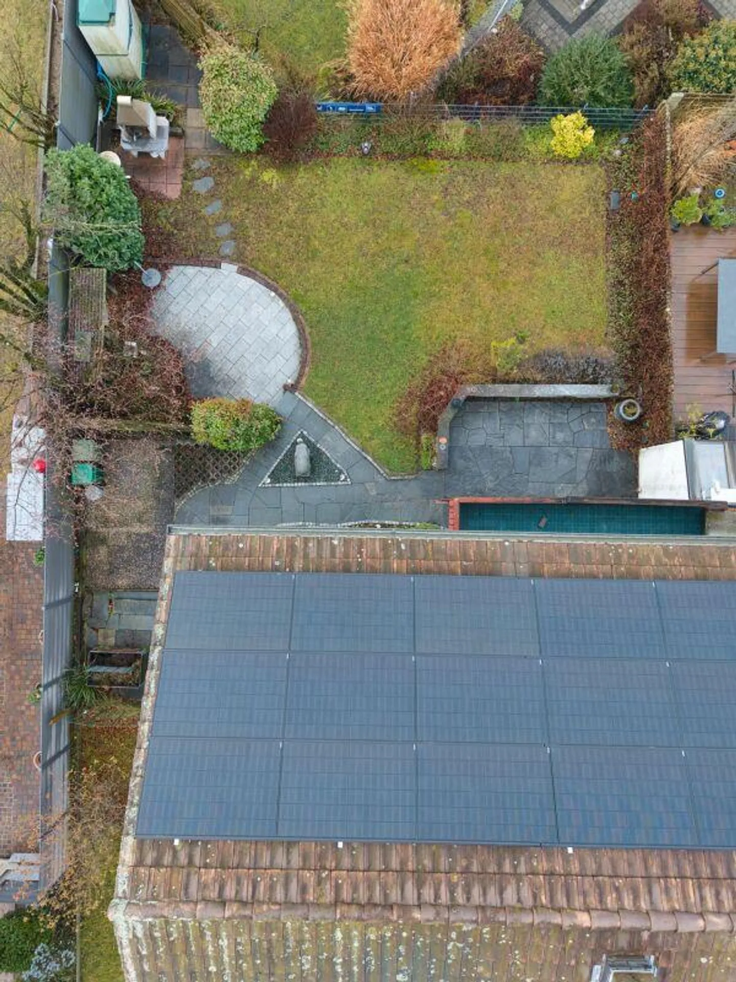 Casa bifamiliare con potenziale di valorizzazione - Foto 19 di 22