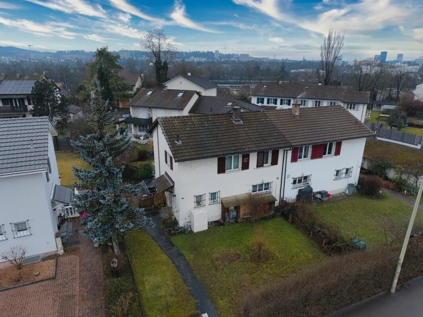 Casa bifamiliare con potenziale di valorizzazione - Foto 22 di 22