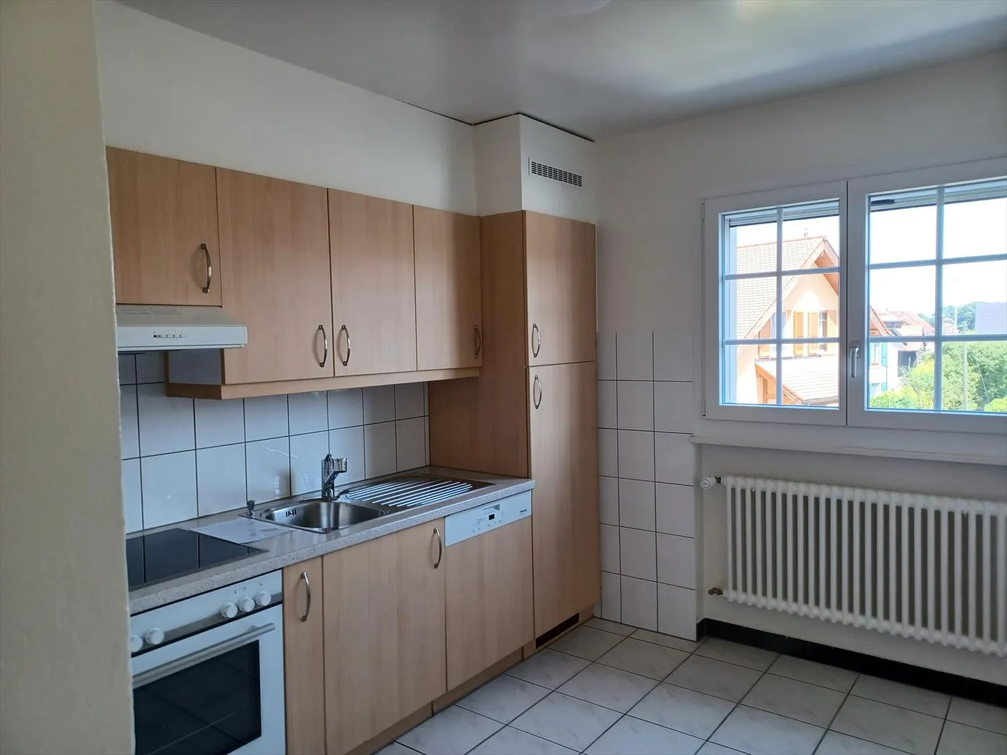 Beautiful spacious apartment with terrace - Photo 2 of 9