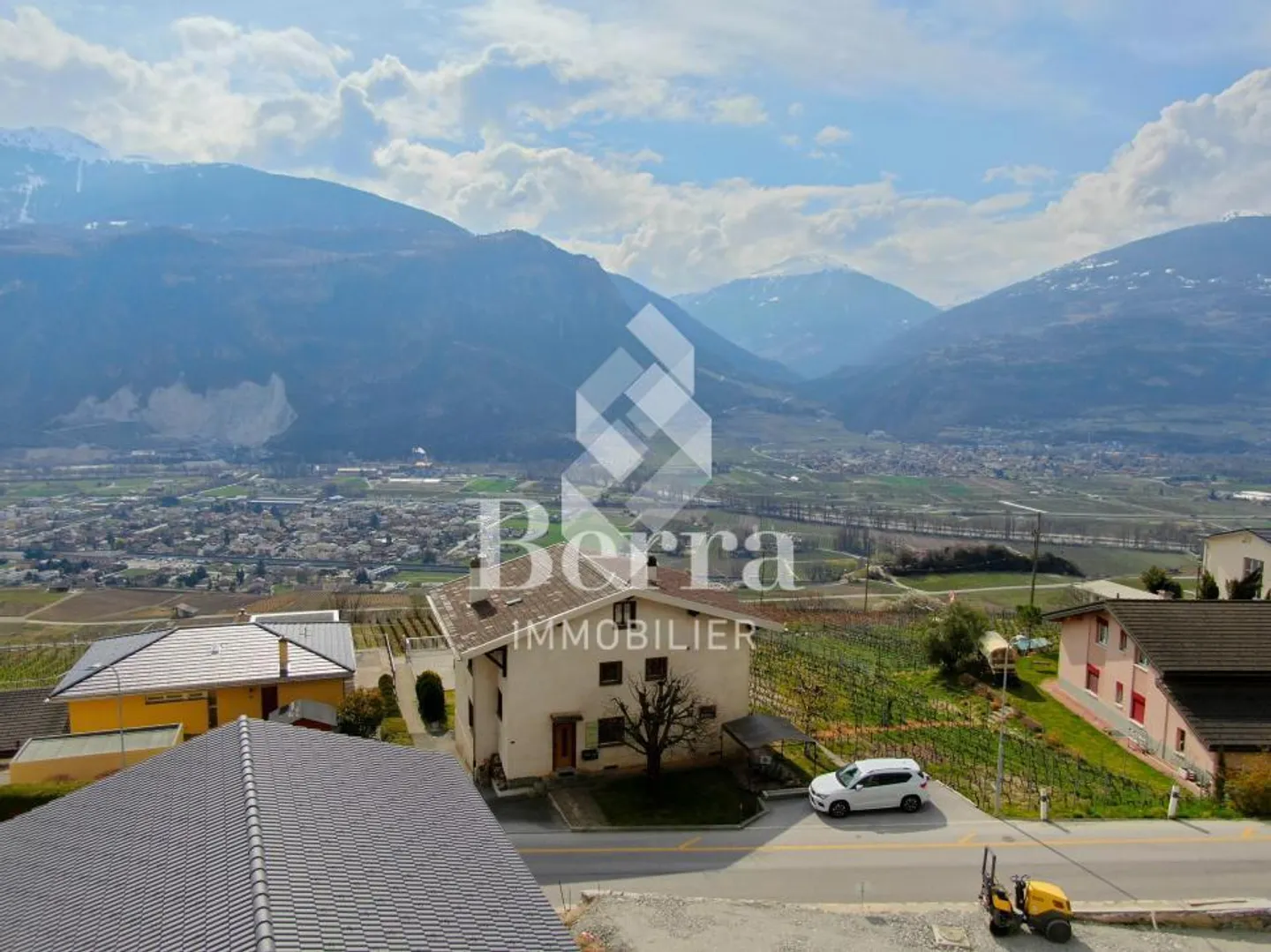 Beautiful sun-drenched apartment in Signèse - breathtaking view of the Rhone Valley - Photo 5 of 13