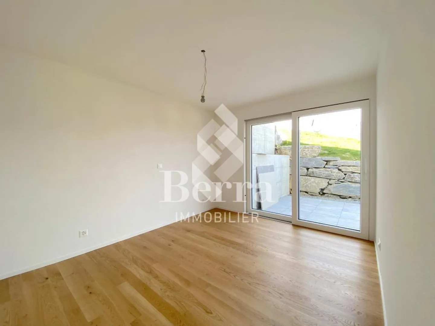 Beautiful sun-drenched apartment in Signèse - breathtaking view of the Rhone Valley - Photo 6 of 13