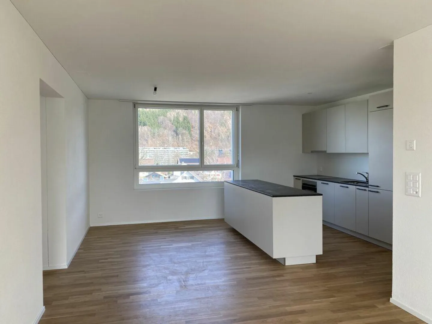 Moderne Familienwohnung in Burgdorf - Foto 1 von 8