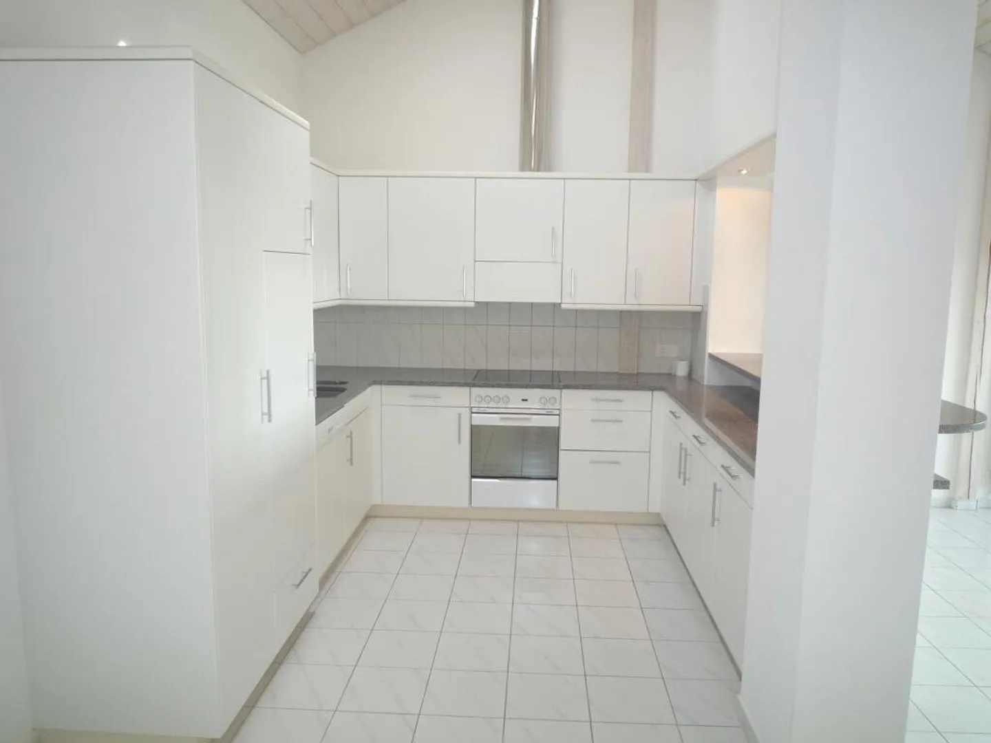 Appartamento 3.5 stanze vicino alla città di 96 m² al 6° piano - Foto 3 di 7