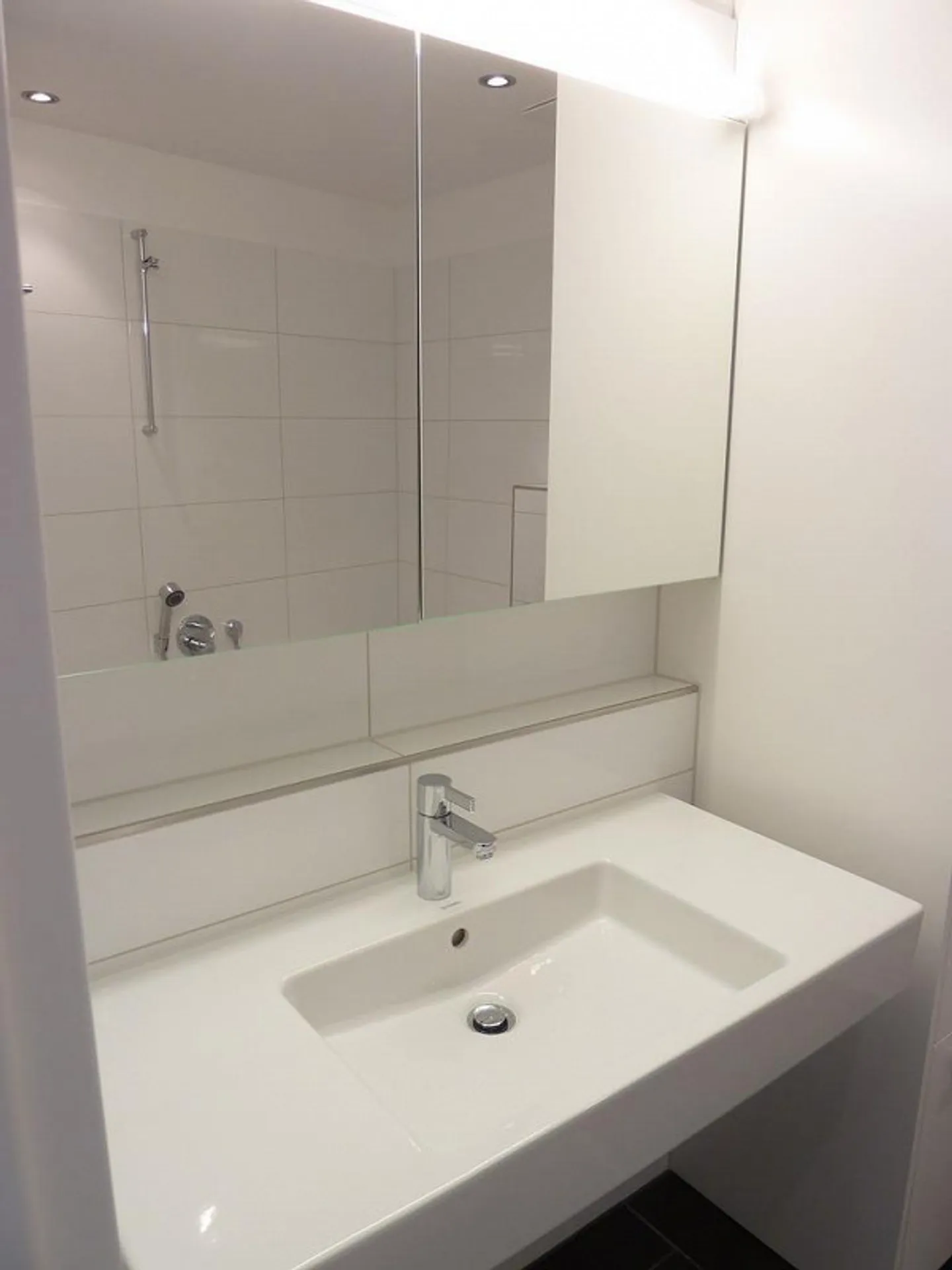 Wunderschöne 3.0-Zimmerwohnung nähe Albisriederplatz - Foto 5 von 9