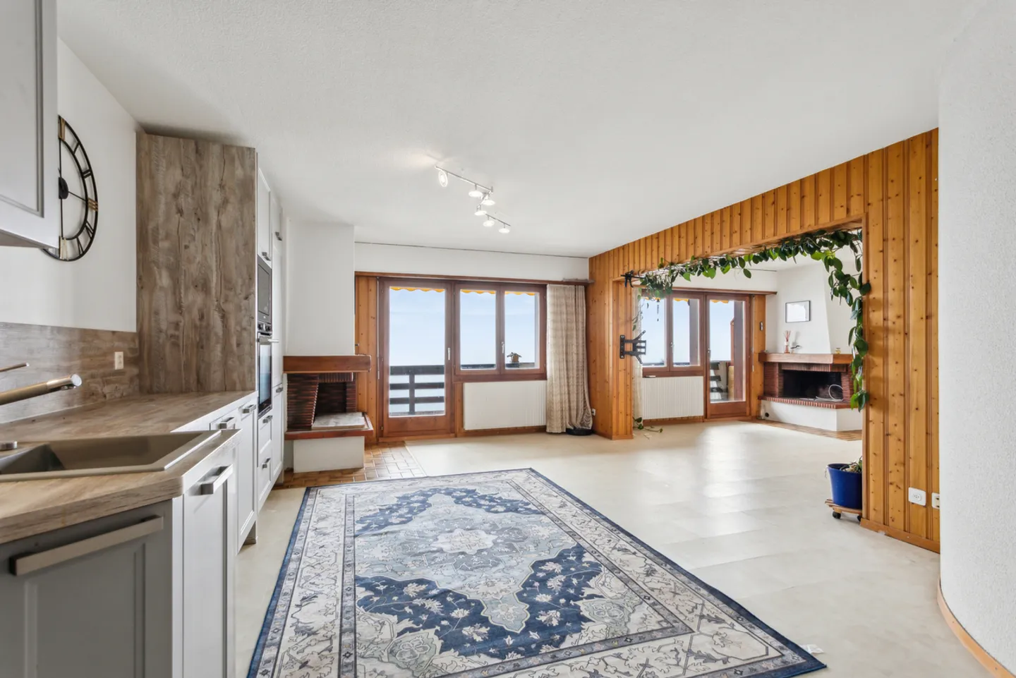 «Große helle Wohnung 115 m² mit Aussicht, 1. Stock in Sainte-Croix» - Foto 1 von 16