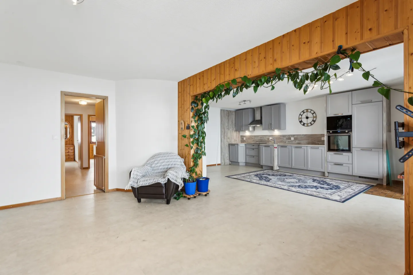 «Große helle Wohnung 115 m² mit Aussicht, 1. Stock in Sainte-Croix» - Foto 5 von 16