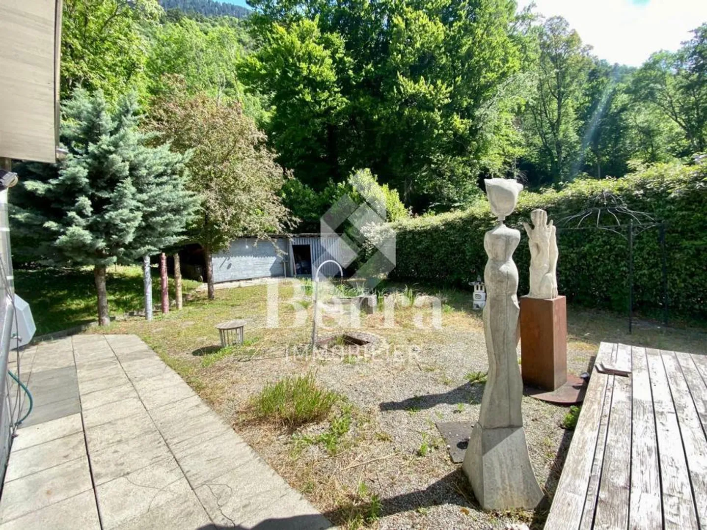 Architektenvilla am Waldrand - Foto 3 von 13