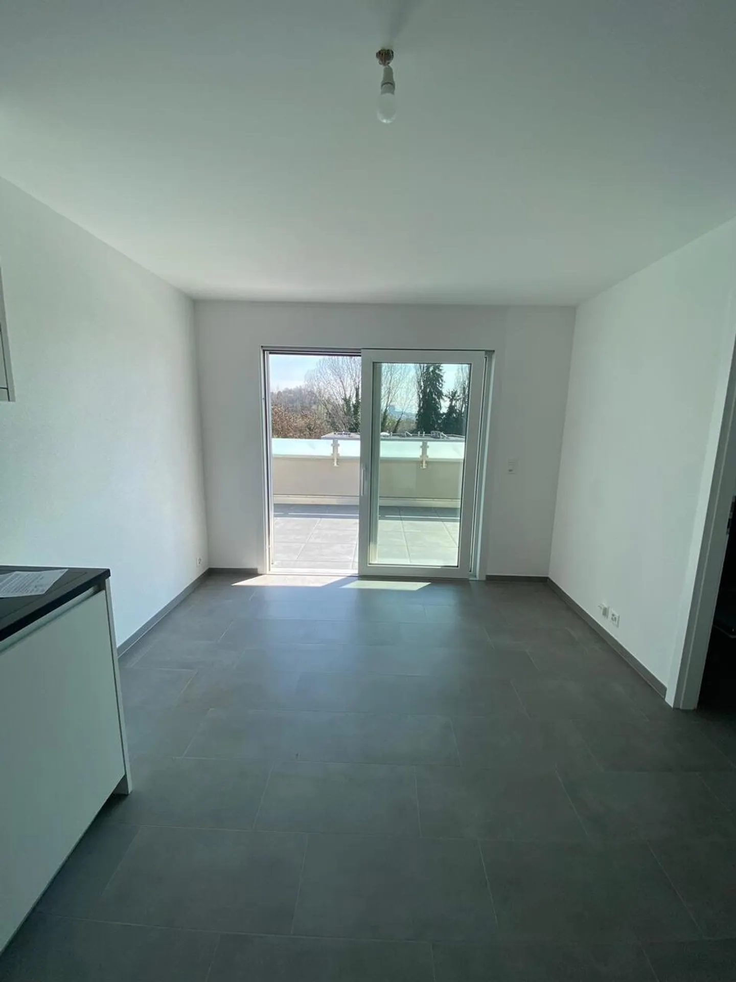 Studio en Attique avec Terrasse - Photo 5 sur 10