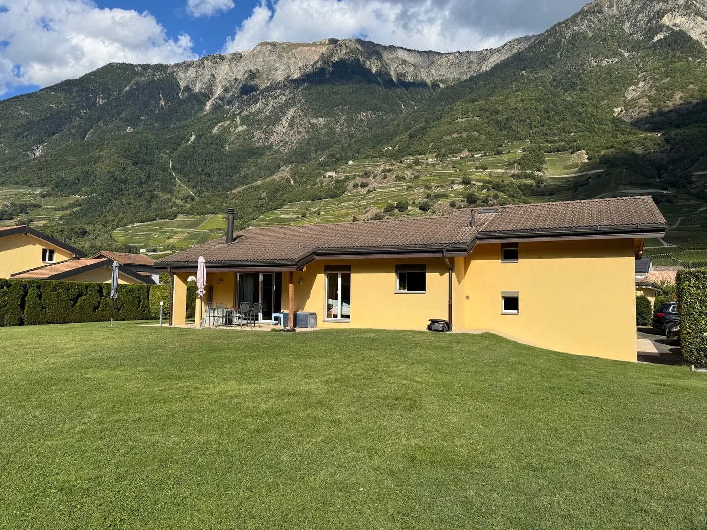 Villa - 4.5 Rooms - Plot 1,200 m2 - FULLY - EXCLUSIVITY - Photo 3 of 13