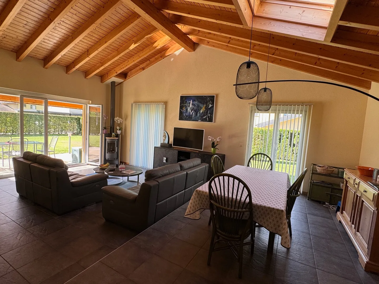 Villa - 4.5 Rooms - Plot 1,200 m2 - FULLY - EXCLUSIVITY - Photo 10 of 13