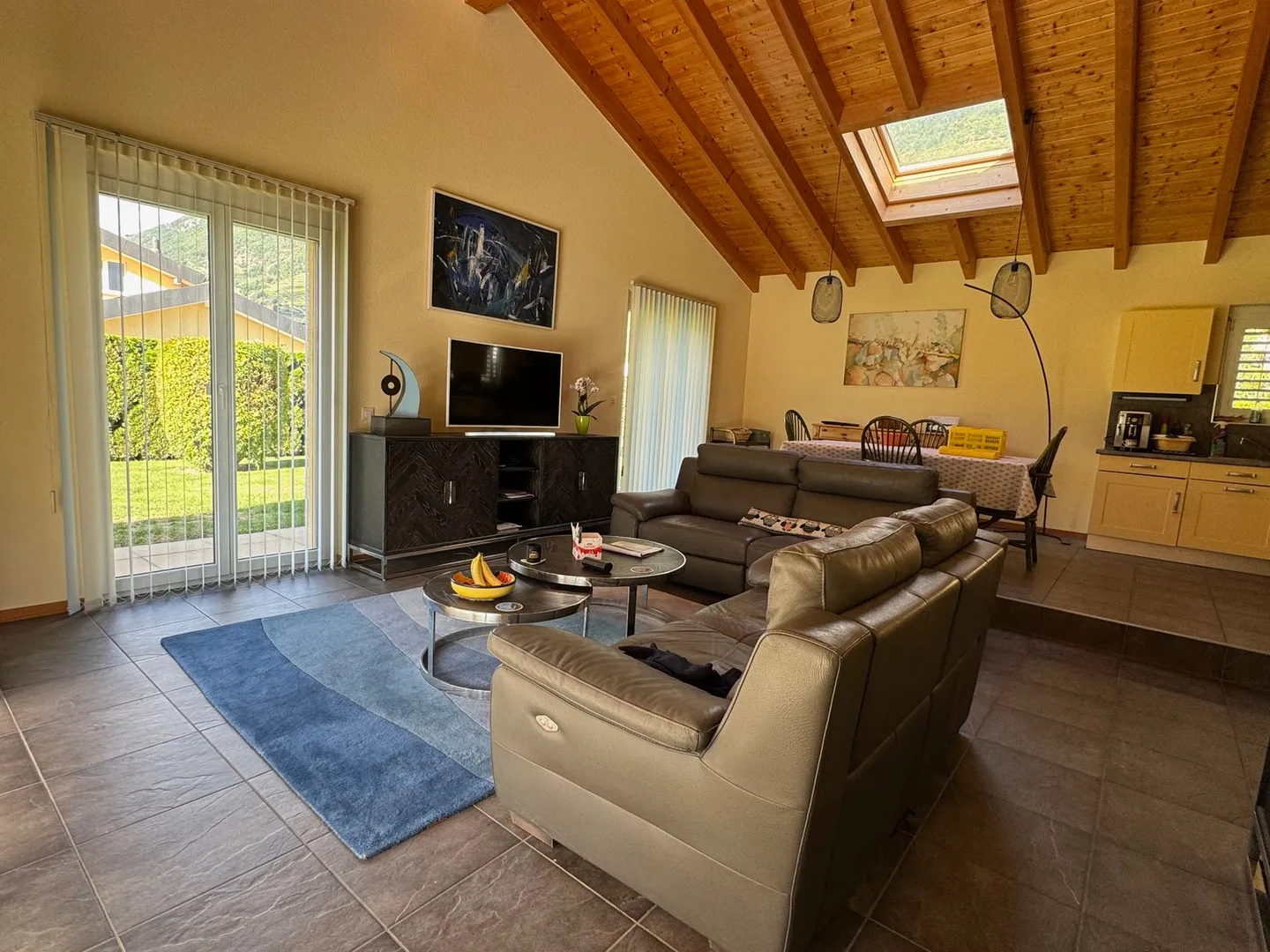 Villa - 4.5 Rooms - Plot 1,200 m2 - FULLY - EXCLUSIVITY - Photo 11 of 13