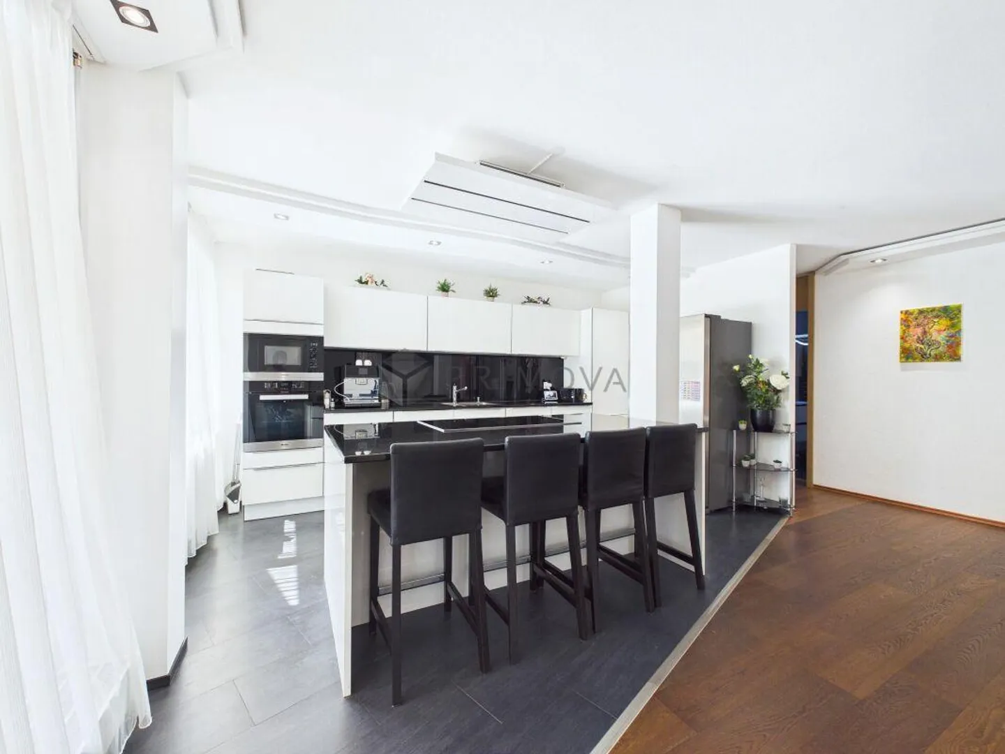 Modernes Terrassen-Apartment - Foto 1 von 10