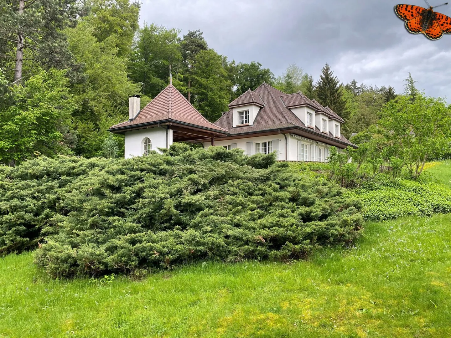 MAGNIFIKANTER MEISTERHAUS ZU VERKAUFEN IN BOURGUILLON! - Foto 2 von 11