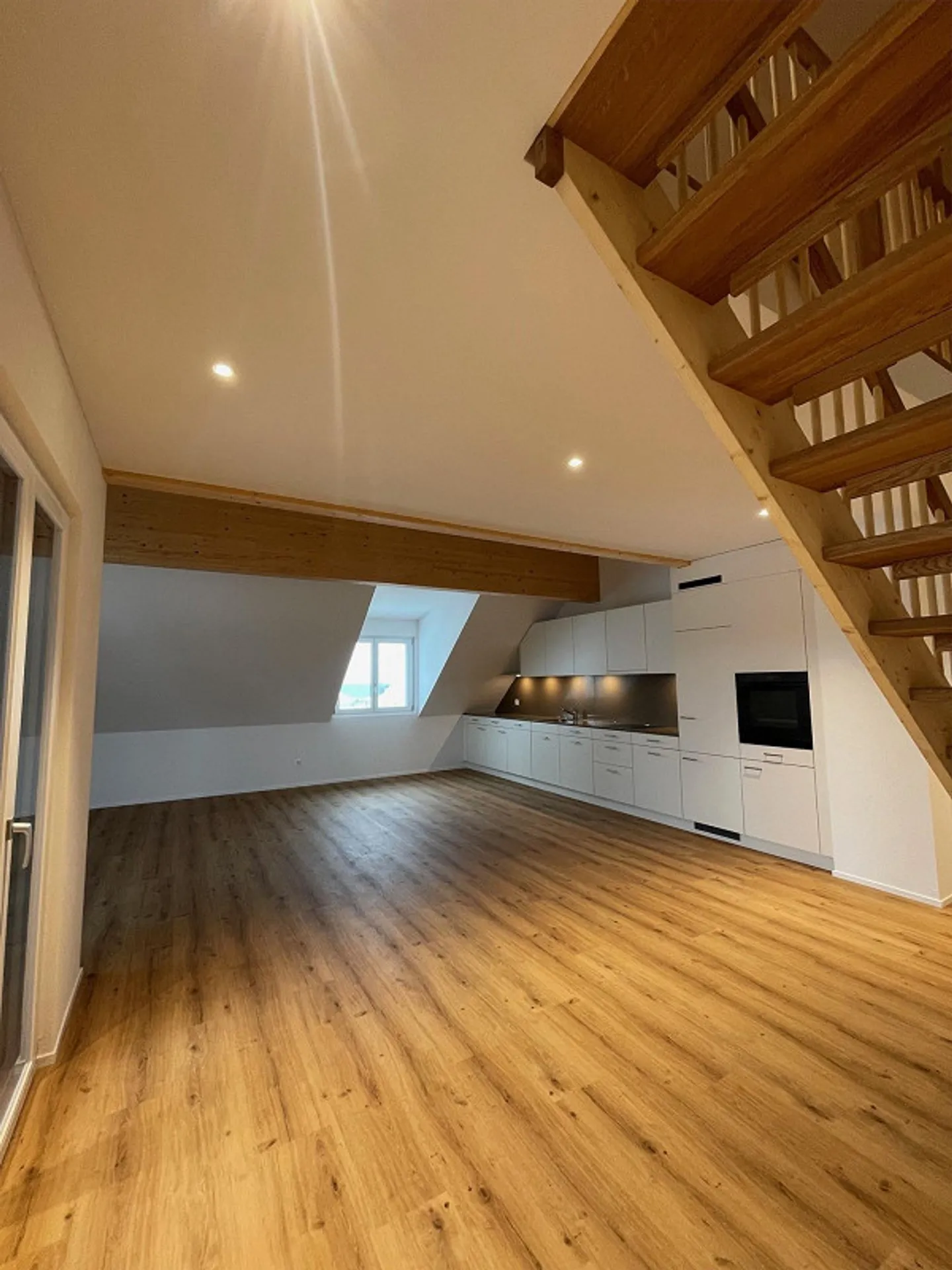 Top modern 4.5 room apartment in the countryside is looking for you! - Photo 4 of 13