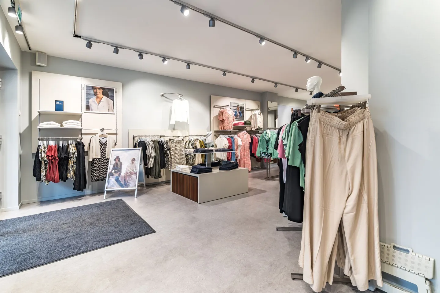 Commercial space in the most central location in Visp - versatile use - Photo 4 of 12