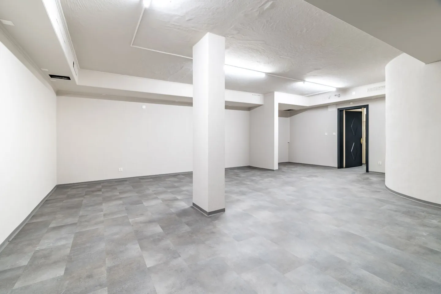 Commercial space in the most central location in Visp - versatile use - Photo 12 of 12