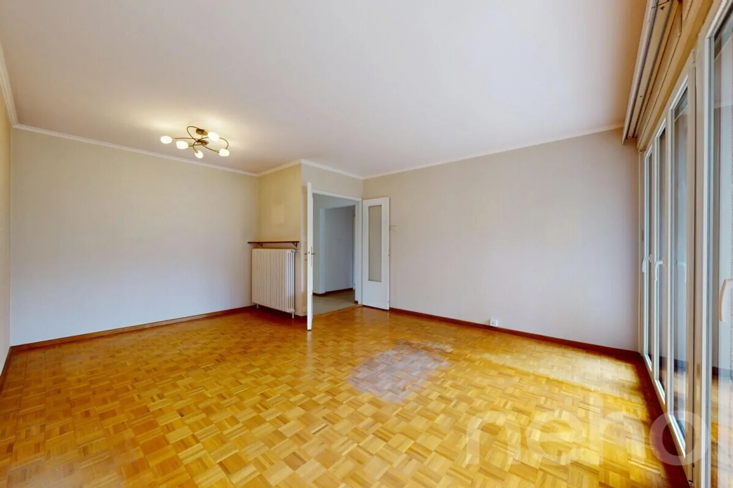 Villa zur Renovierung mit großem Potenzial, einzigartige Gelegenheit in Vessy - Foto 4 von 12