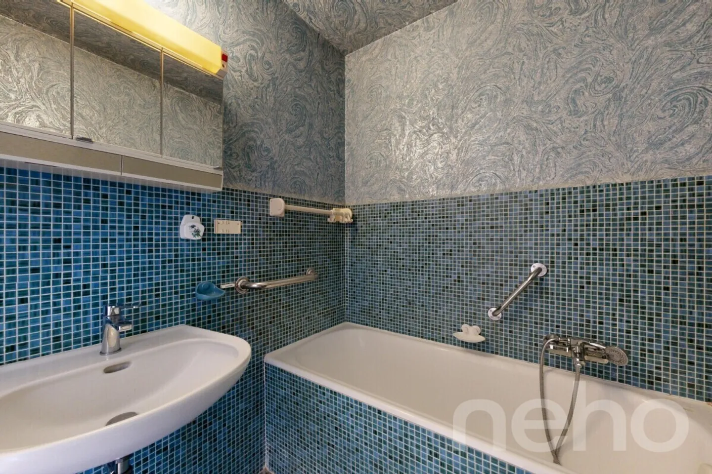 Villa zur Renovierung mit großem Potenzial, einzigartige Gelegenheit in Vessy - Foto 10 von 12