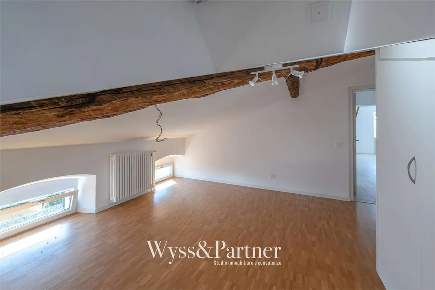 Balerna spacious 3.5-room attic - Photo 7 of 13