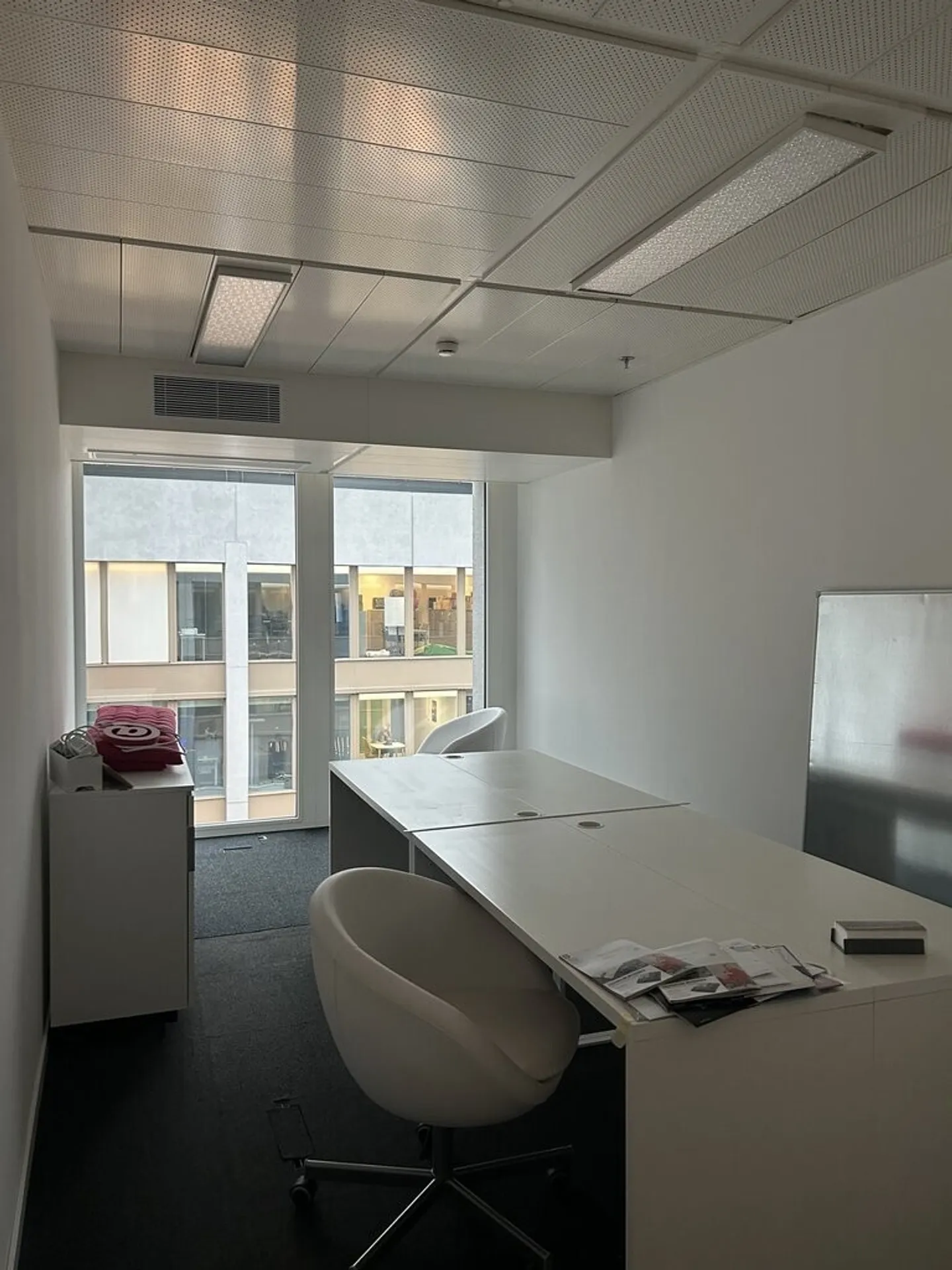 Office Space in Geneva Business Center - Photo 4 of 4