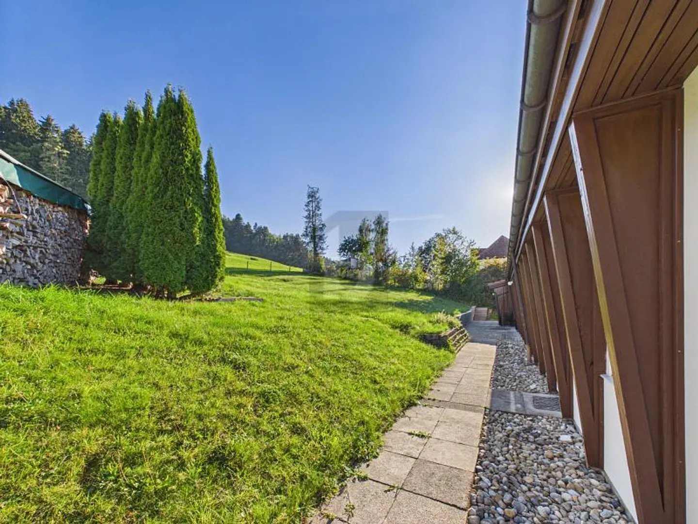 Charming Family Home with View - Photo 2 of 6