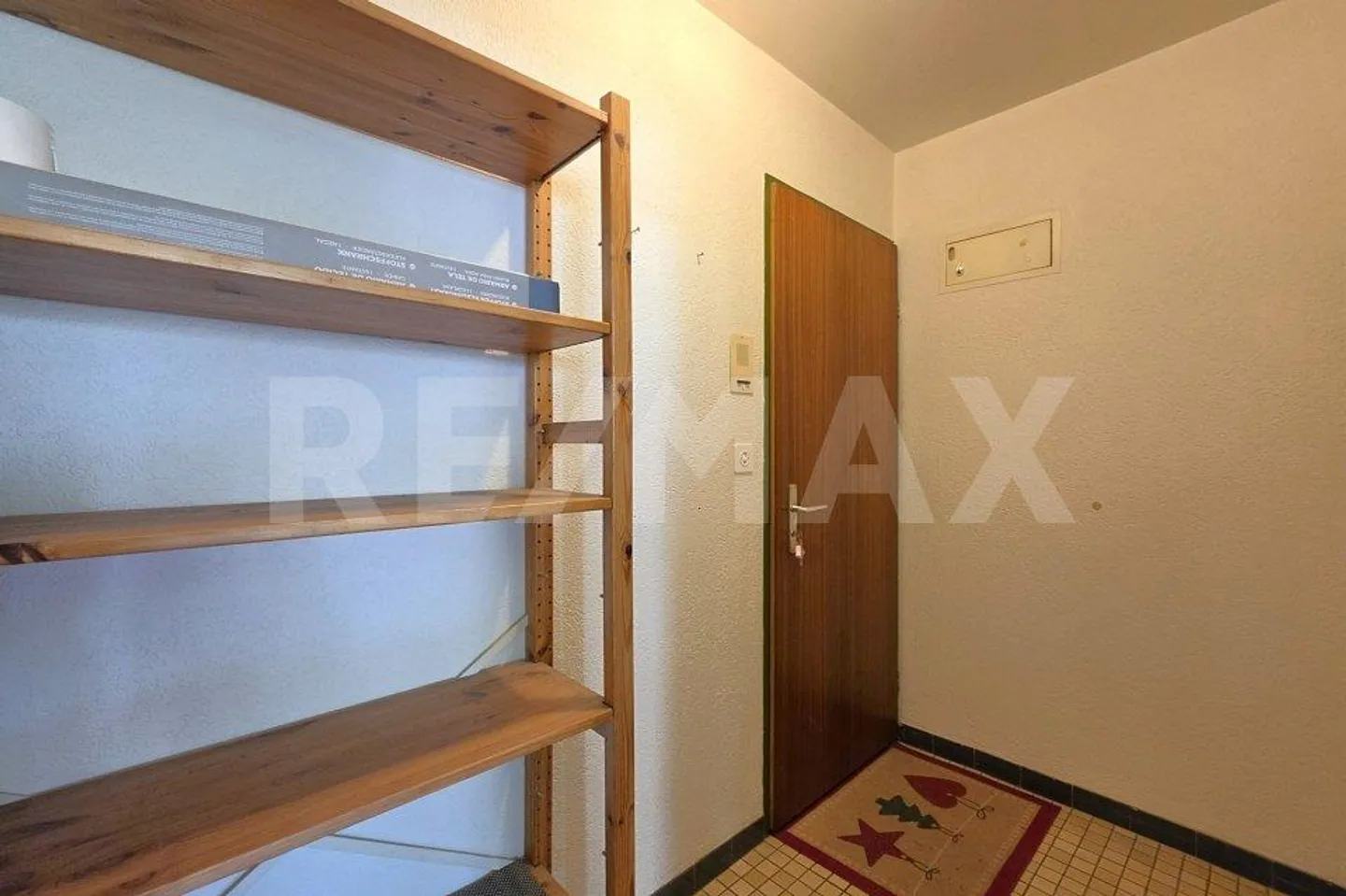 Spazioso studio con balcone e vista panoramica - Foto 9 di 13