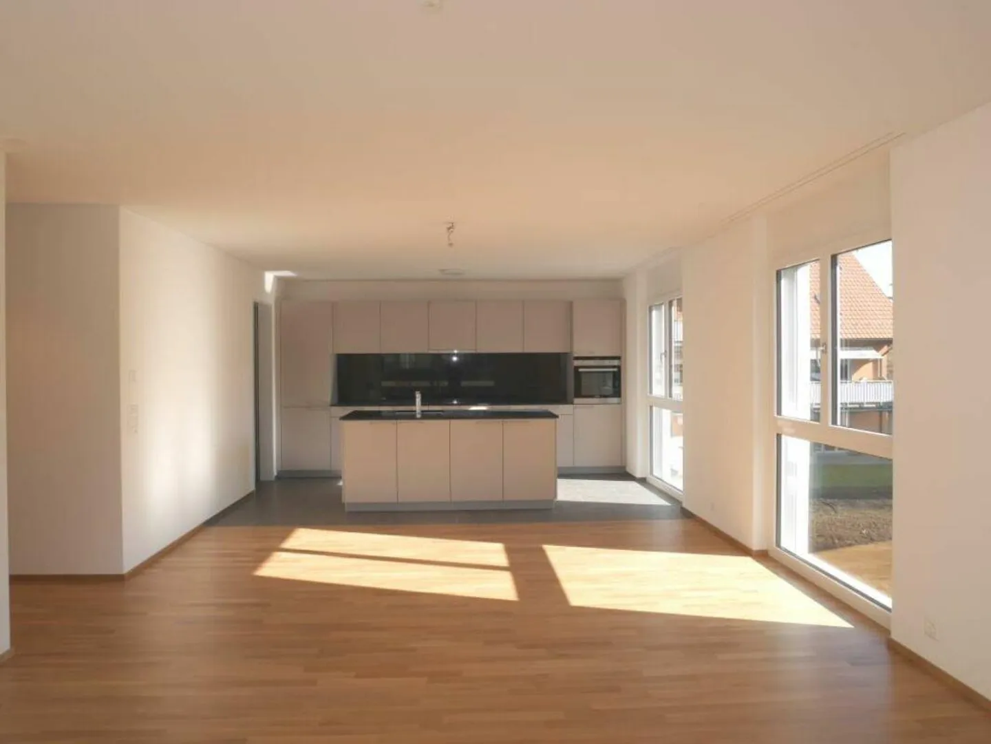 Moderne Wohnung mit geschickter Raumaufteilung! - Foto 1 von 6