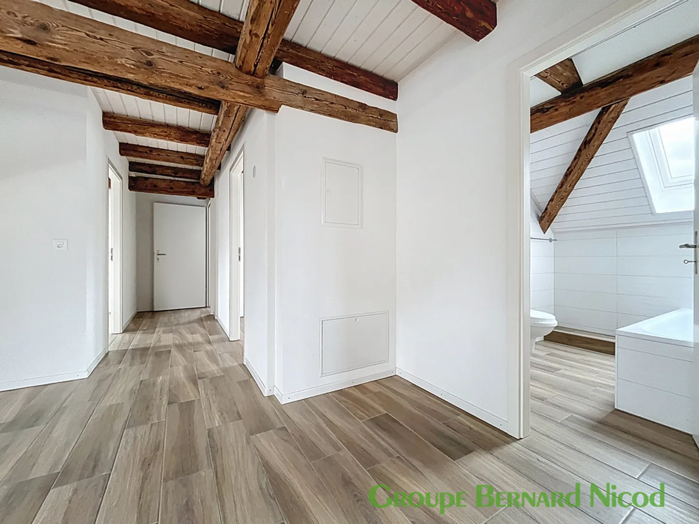 Appartement 4.5 pièces - Photo 4 sur 9