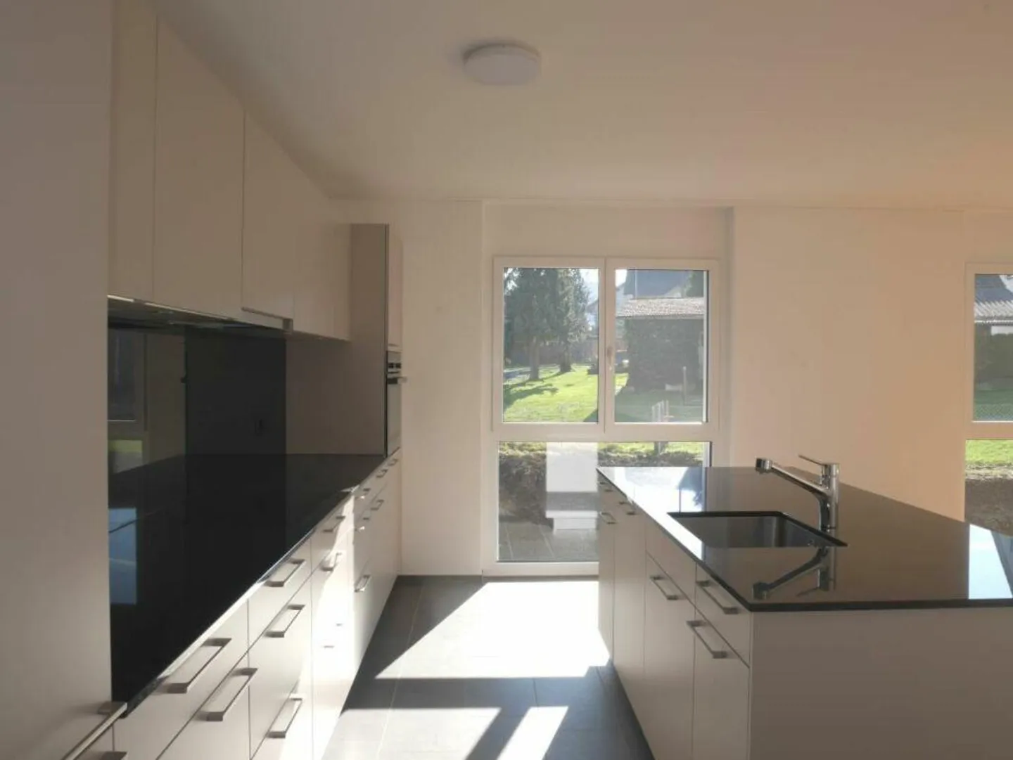 Moderne Wohnung mit geschickter Raumaufteilung! - Foto 2 von 6