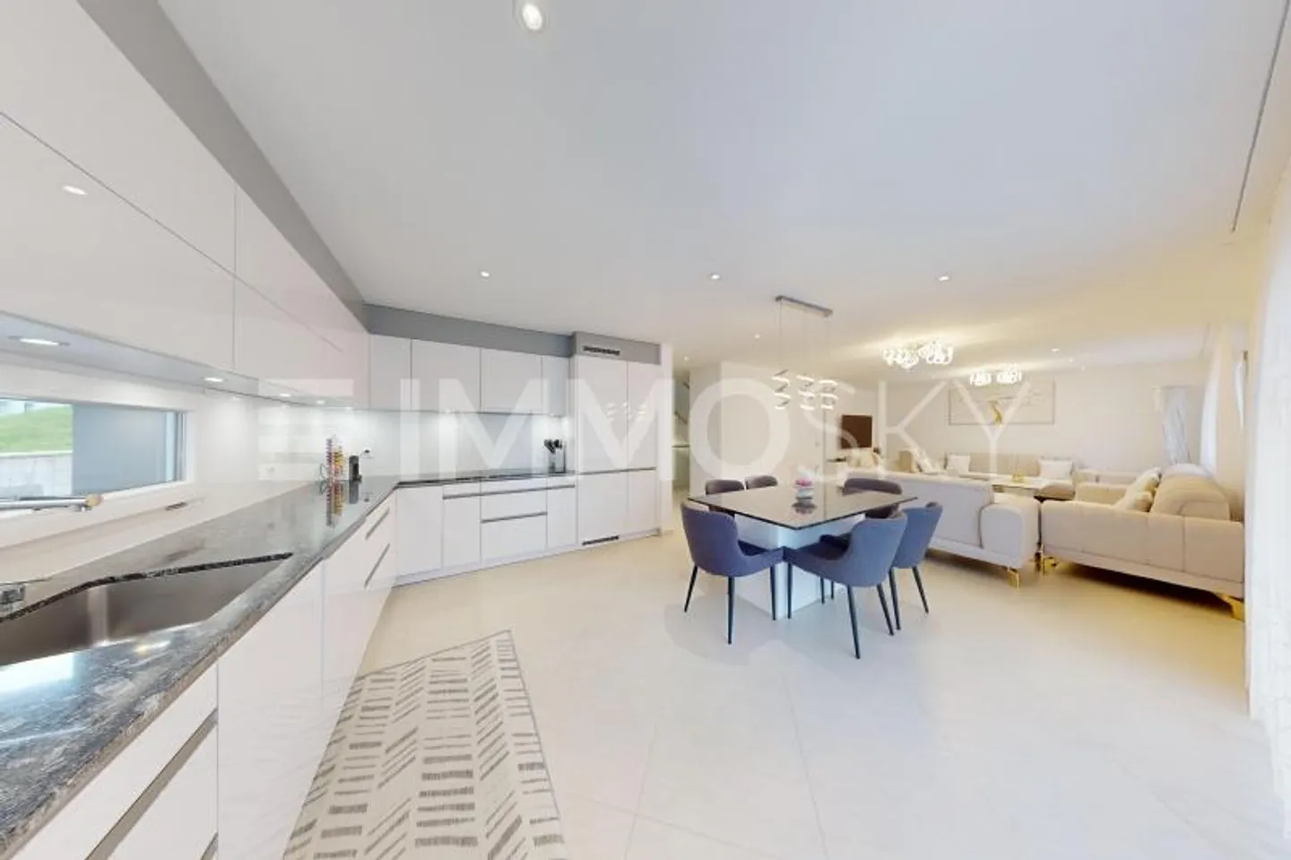 Modern villa with rare volumes! - Photo 1 of 7