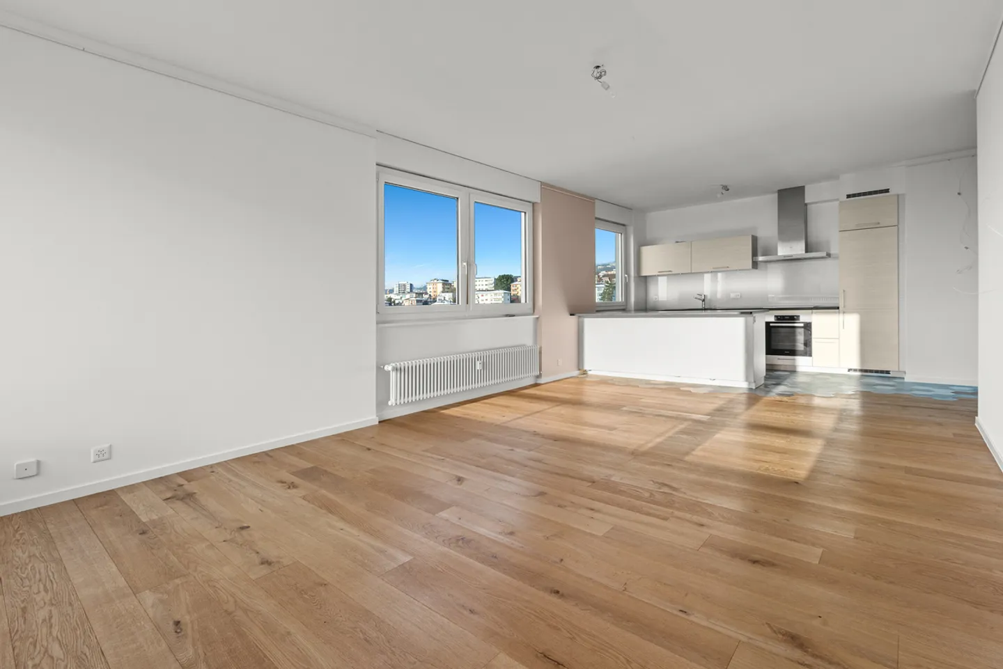 4,5-Zimmer-Wohnung mit Balkon und Panoramablick auf den See - Foto 6 von 11