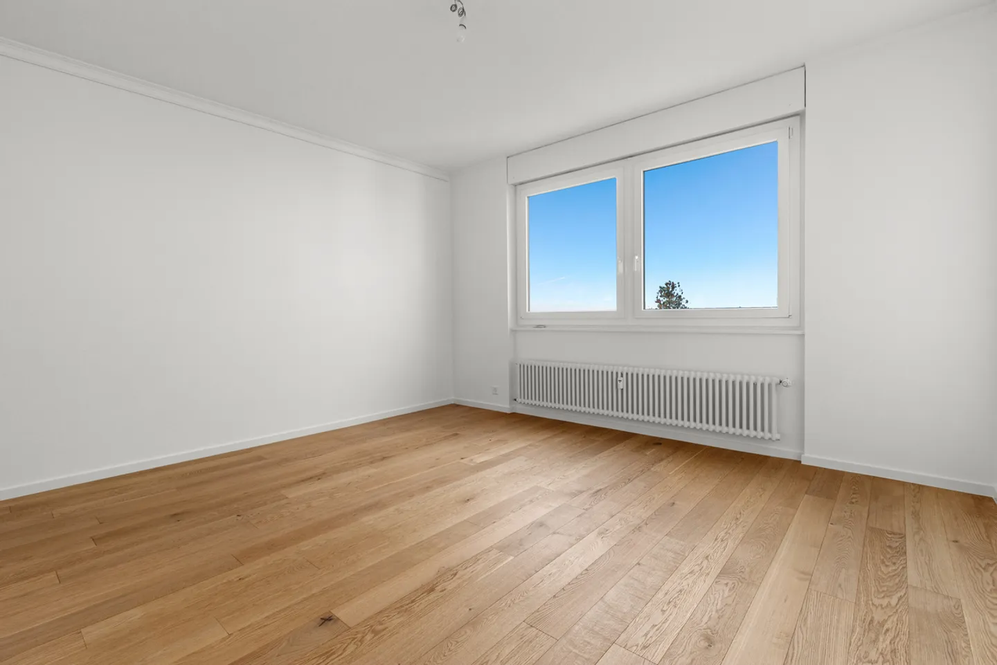 4,5-Zimmer-Wohnung mit Balkon und Panoramablick auf den See - Foto 9 von 11