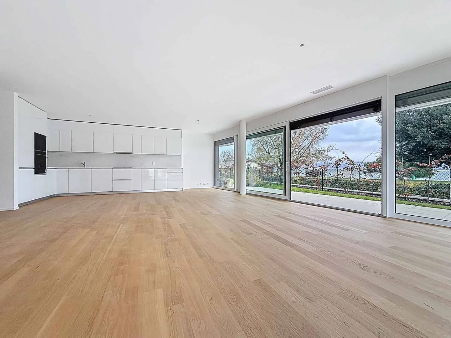 Nuova promozione: appartamento di 5,5 locali con terrazza coperta e giardino - Foto 2 di 13