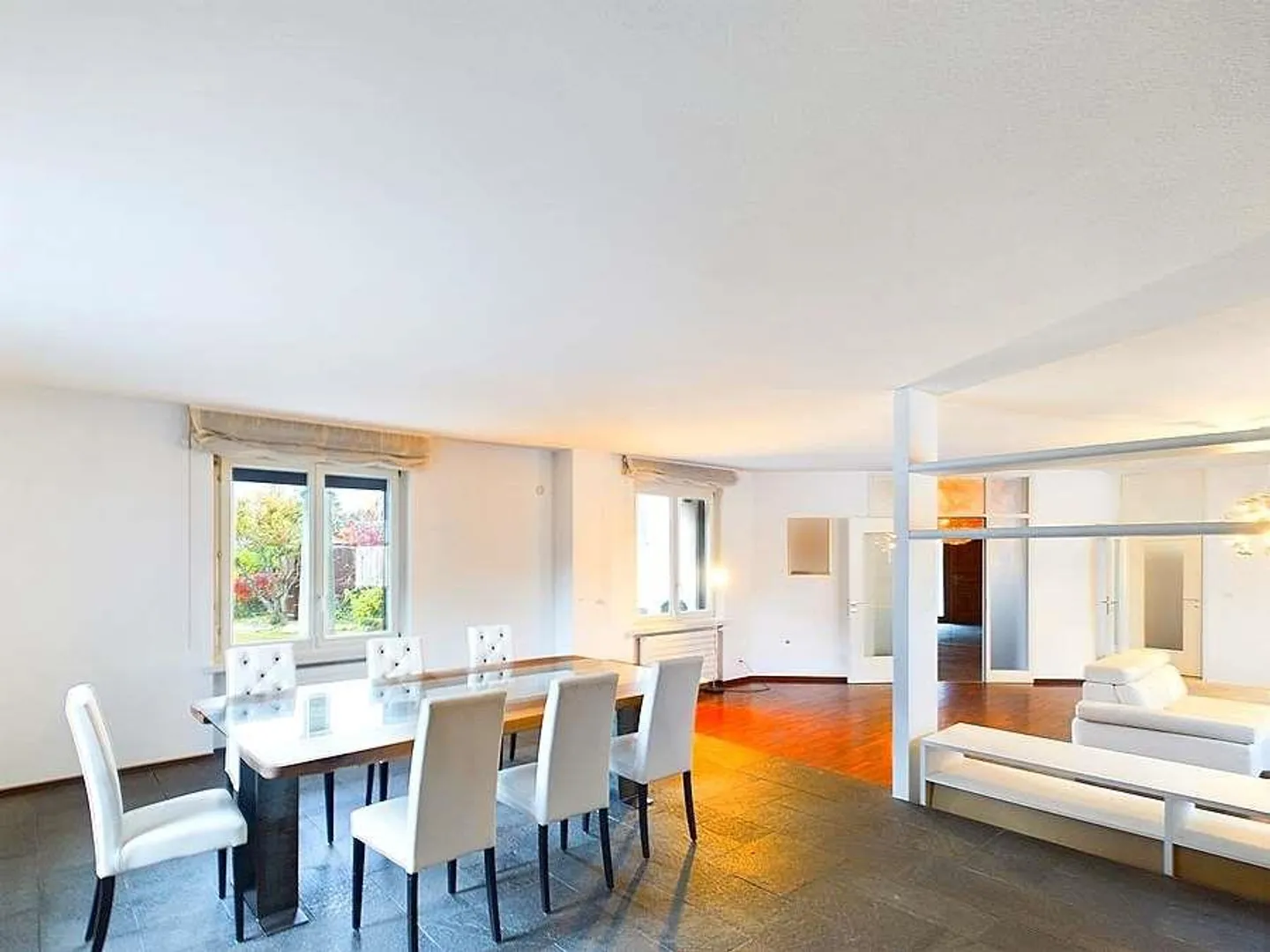 Biasca - Villa mit 7,5 Zimmern und großen Räumen - Foto 4 von 13