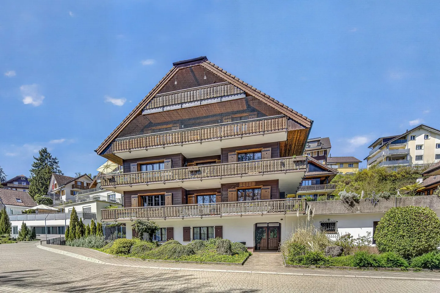 Appartement spacieux de 5 pièces dans un endroit calme à Meierskappel - Photo 1 sur 8