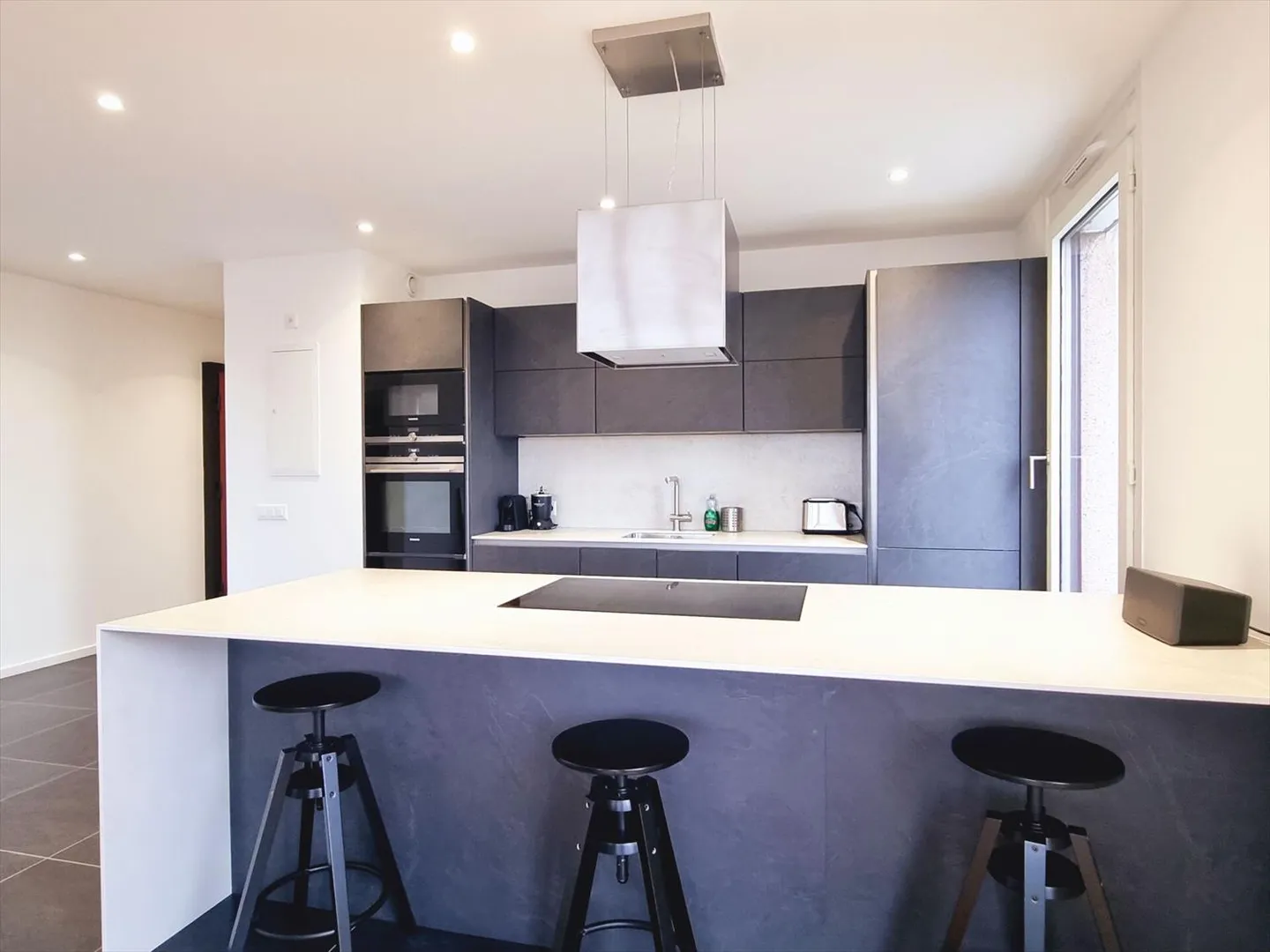 In esclusiva - Magnifico appartamento di 5 locali con vista - Foto 3 di 10