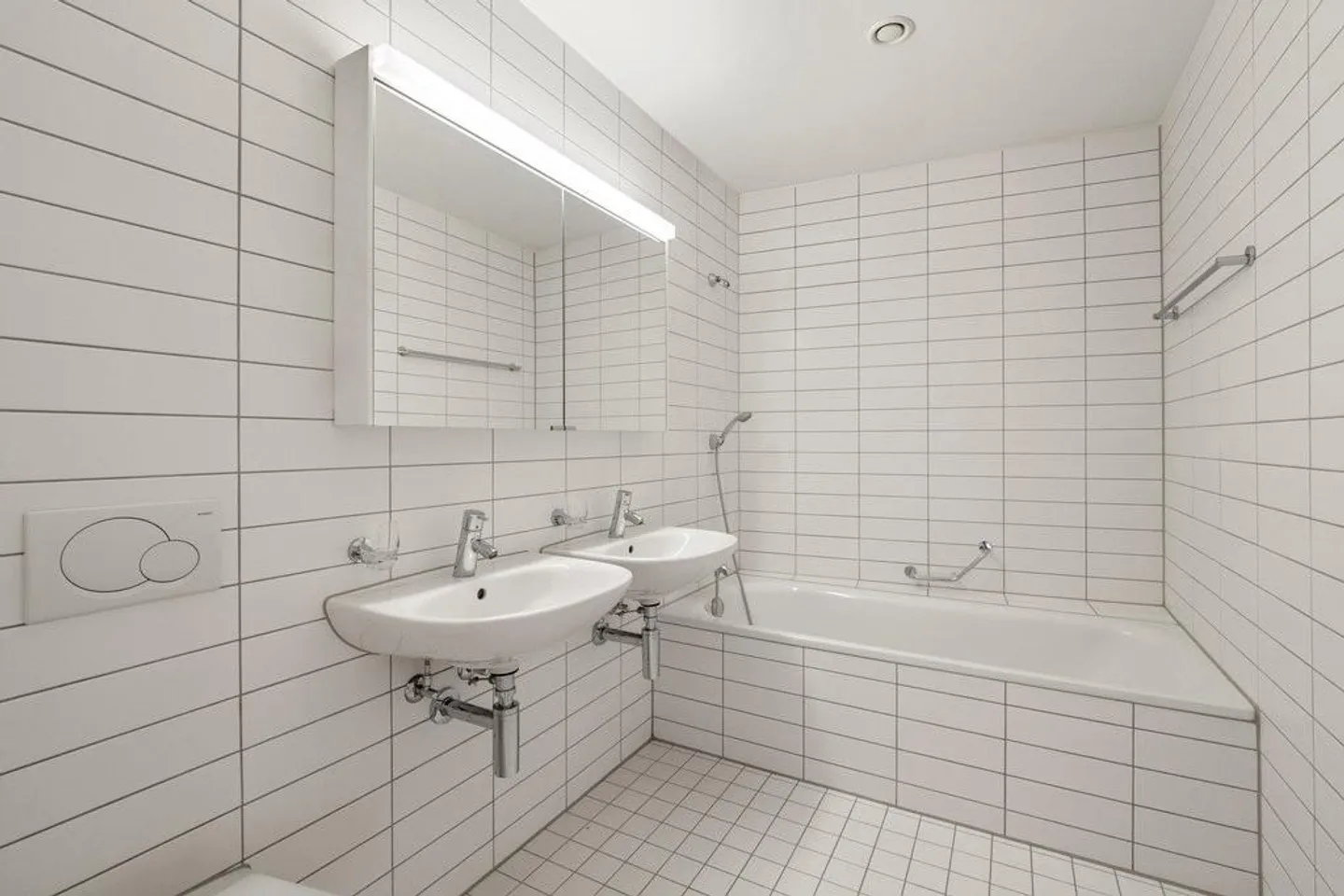 Geräumige Wohnung mit Grünblick - Foto 3 von 8
