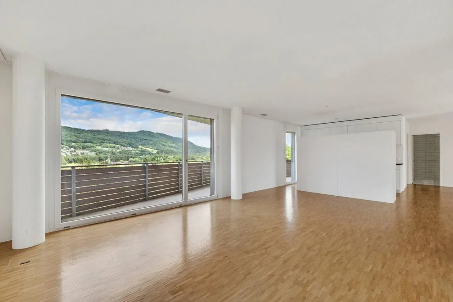 Geräumige Wohnung mit Grünblick - Foto 5 von 8