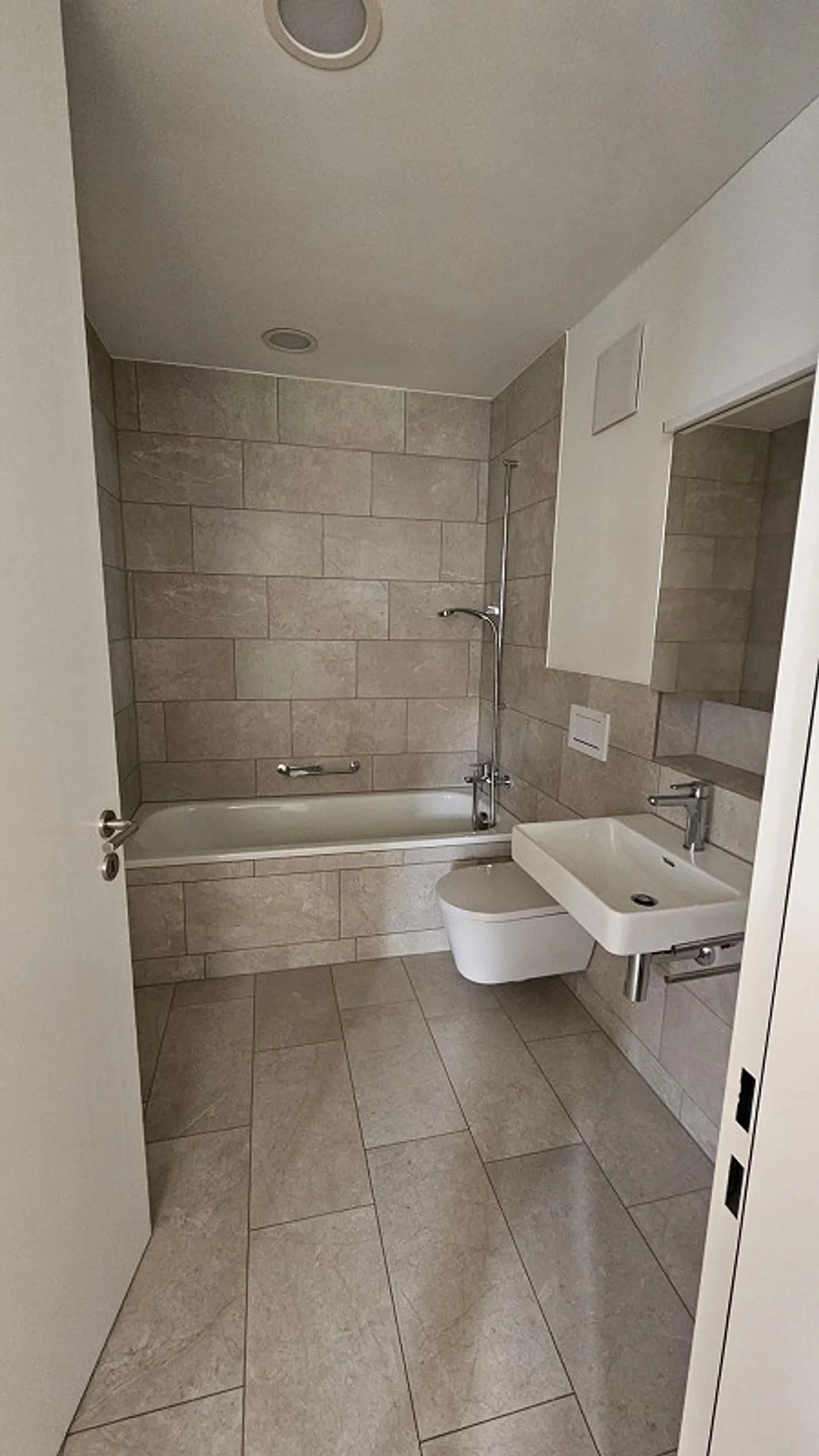 4.5 Room Apartment in Münchenstein - Photo 7 of 13