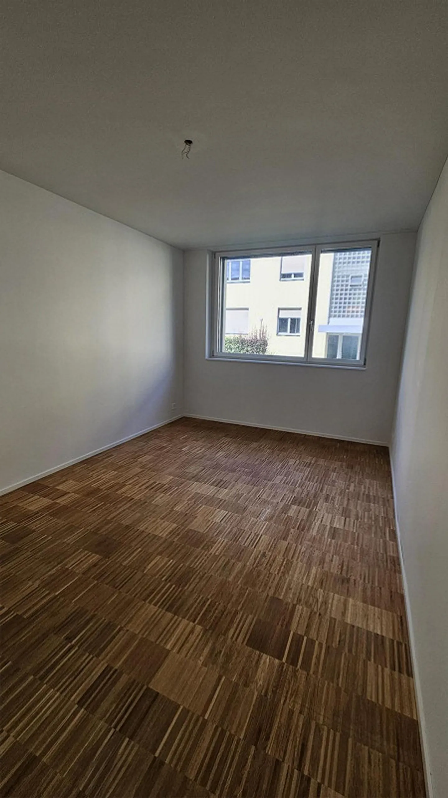 4.5 Room Apartment in Münchenstein - Photo 8 of 13