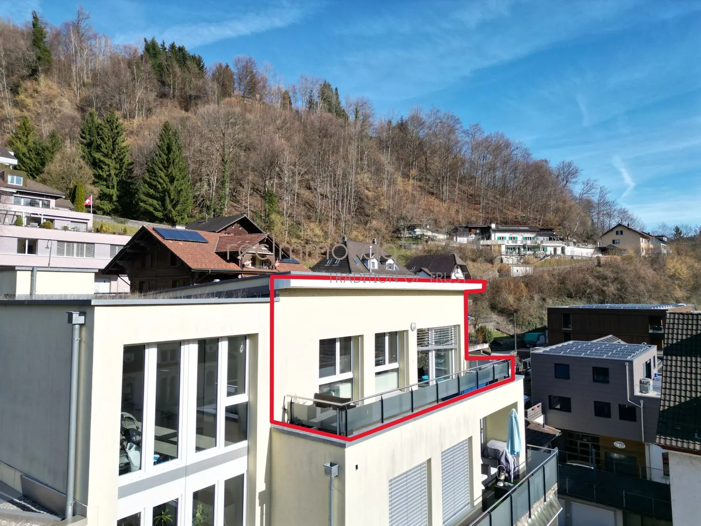 Appartamento attico moderno di 4,5 locali con vista panoramica - Foto 1 di 4