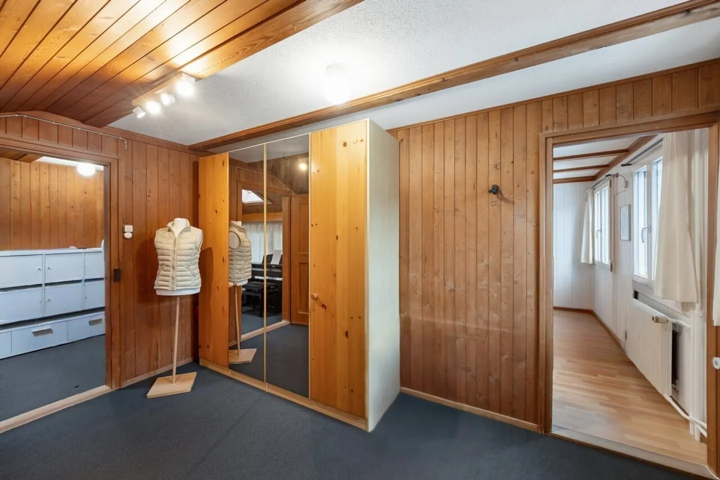 Maison charmante avec histoire et beaucoup d'espace - Photo 6 sur 11