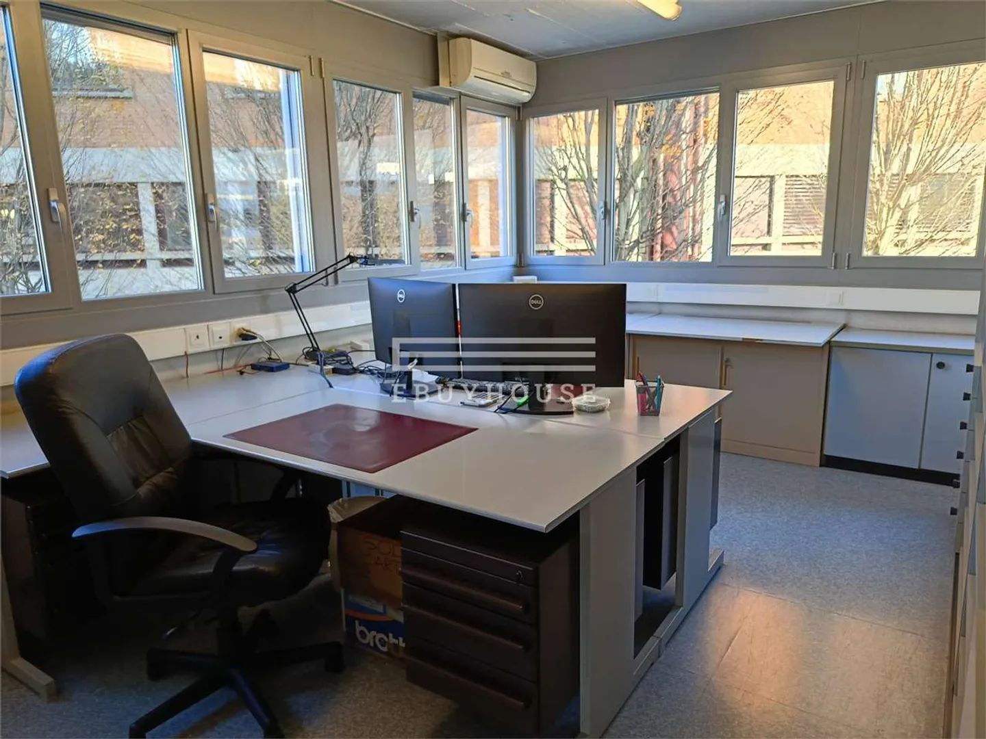 Spazio di coworking per la gestione degli uffici a Pambio Noranco - Foto 3 di 6