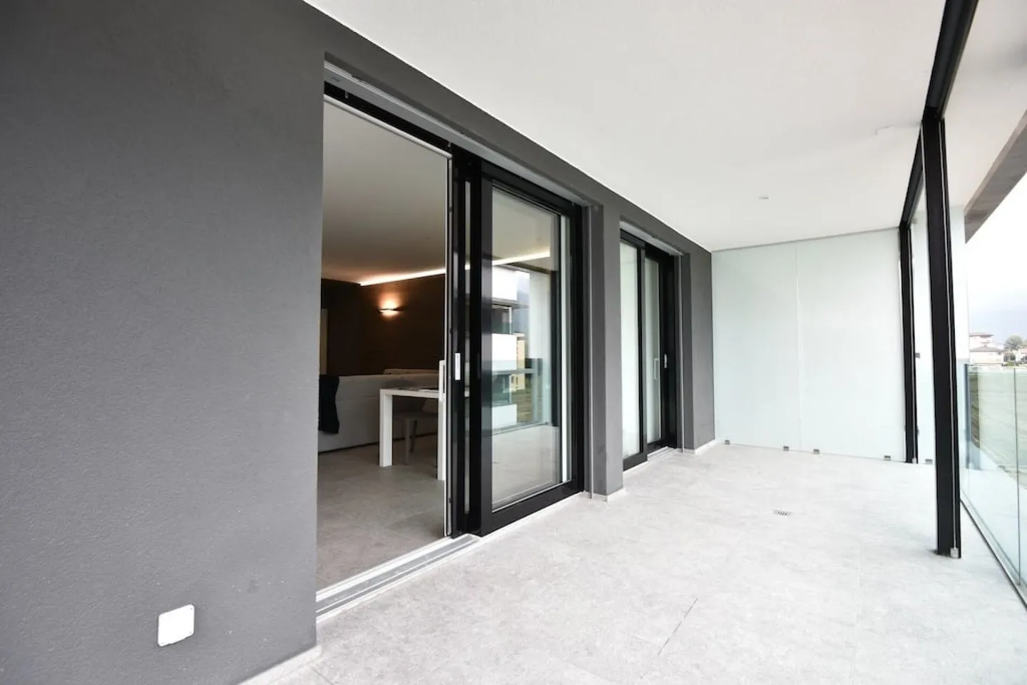Luxuswohnung Bellinzona 3,5 Zimmer C19 - Foto 5 von 9