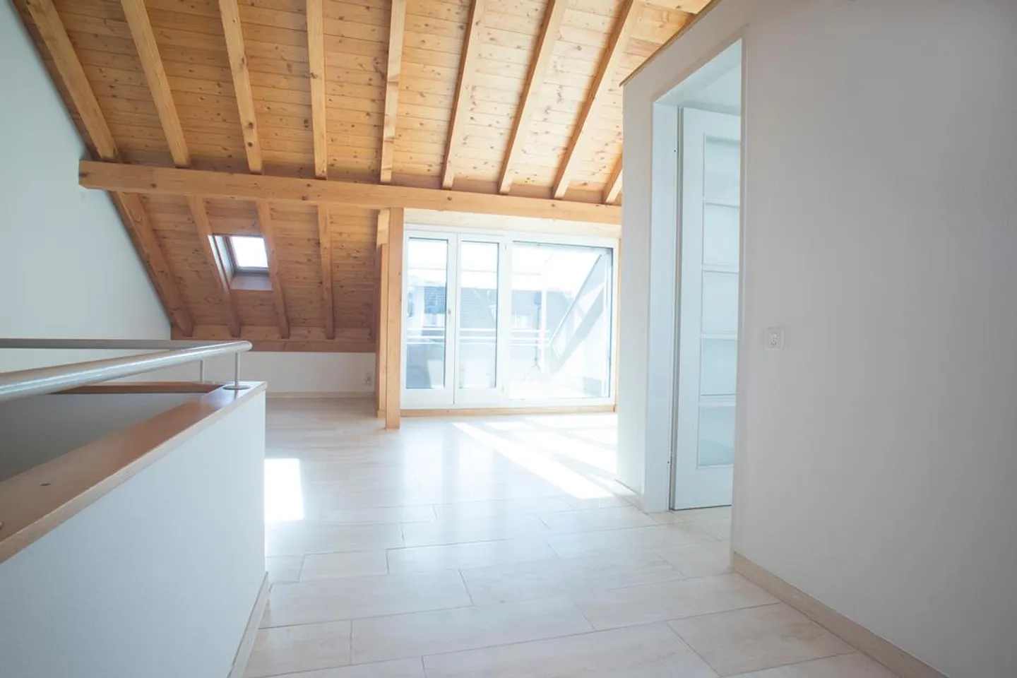 Grosszügige Maisonettewohnung - Foto 9 von 12