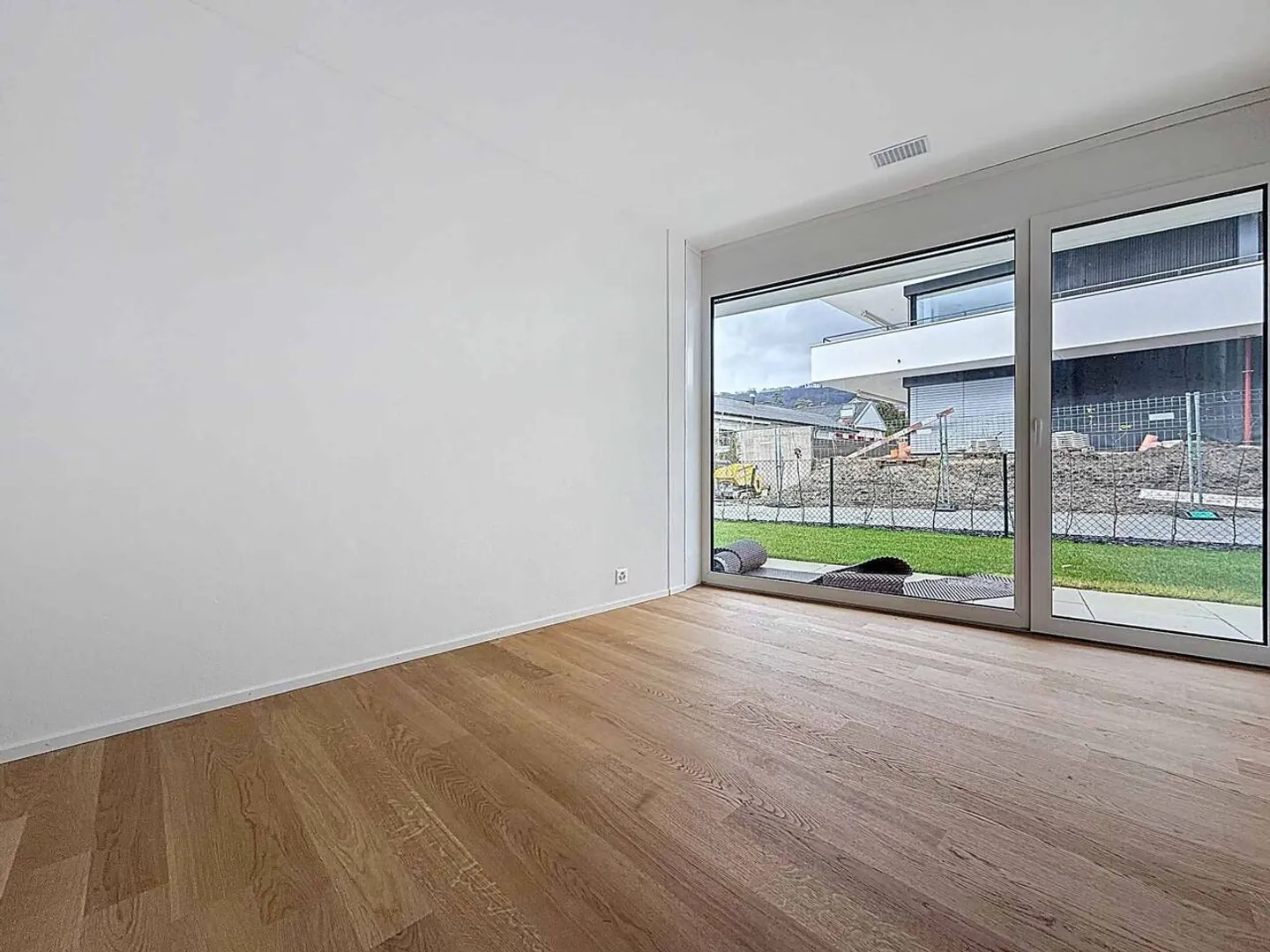 Nuova promozione: appartamento di 5,5 locali con terrazza coperta e giardino - Foto 6 di 13