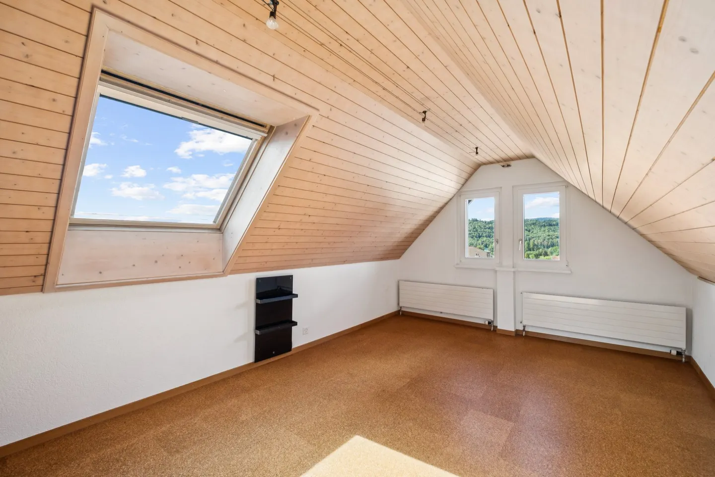 Charming Maisonette Apartment - Photo 5 of 10
